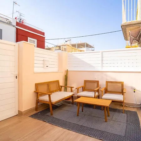 Daire De 2 Con 40mt De Terraza Y A 250mt De La Playa Del Zapillo Almería