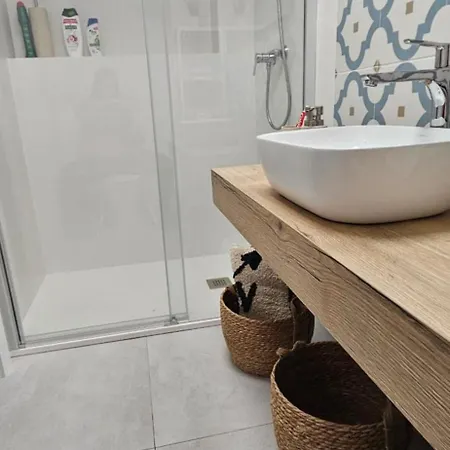 Daire De 2 Con 40mt De Terraza Y A 250mt De La Playa Del Zapillo Almería